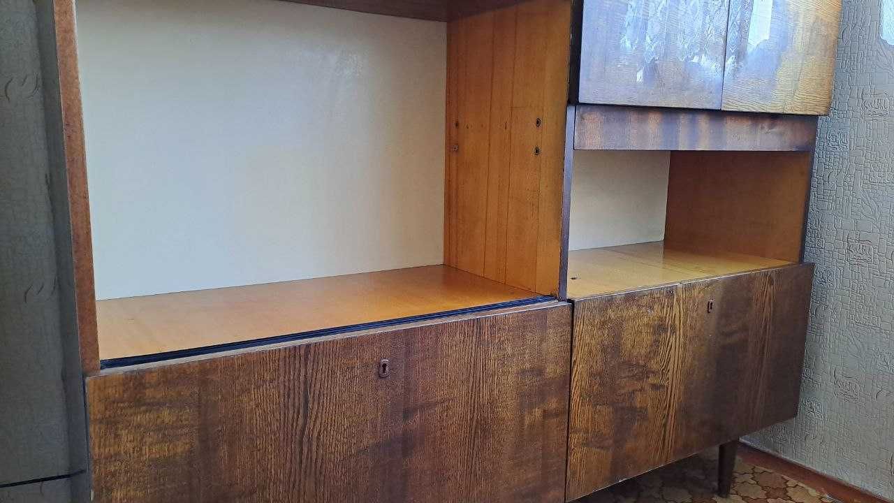 Отличный сервант для летней кухни