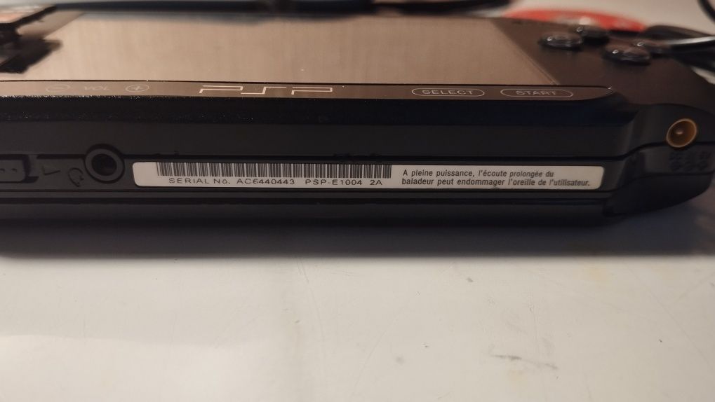 PSP E 1004 продам ПСП работает
