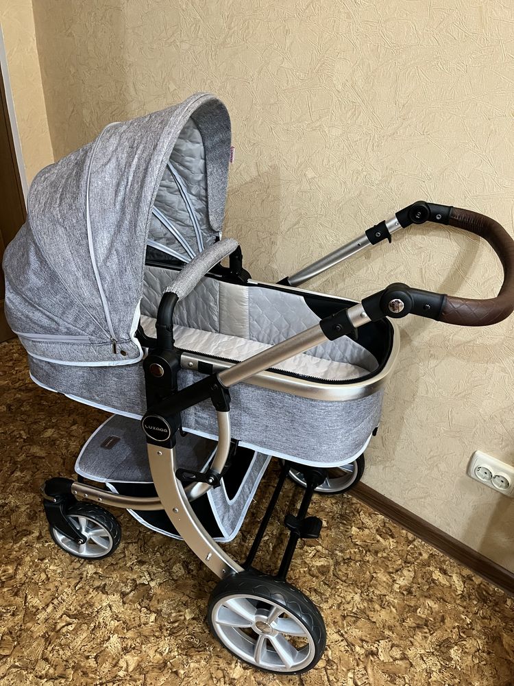 Коляска Lux Mom 2в1