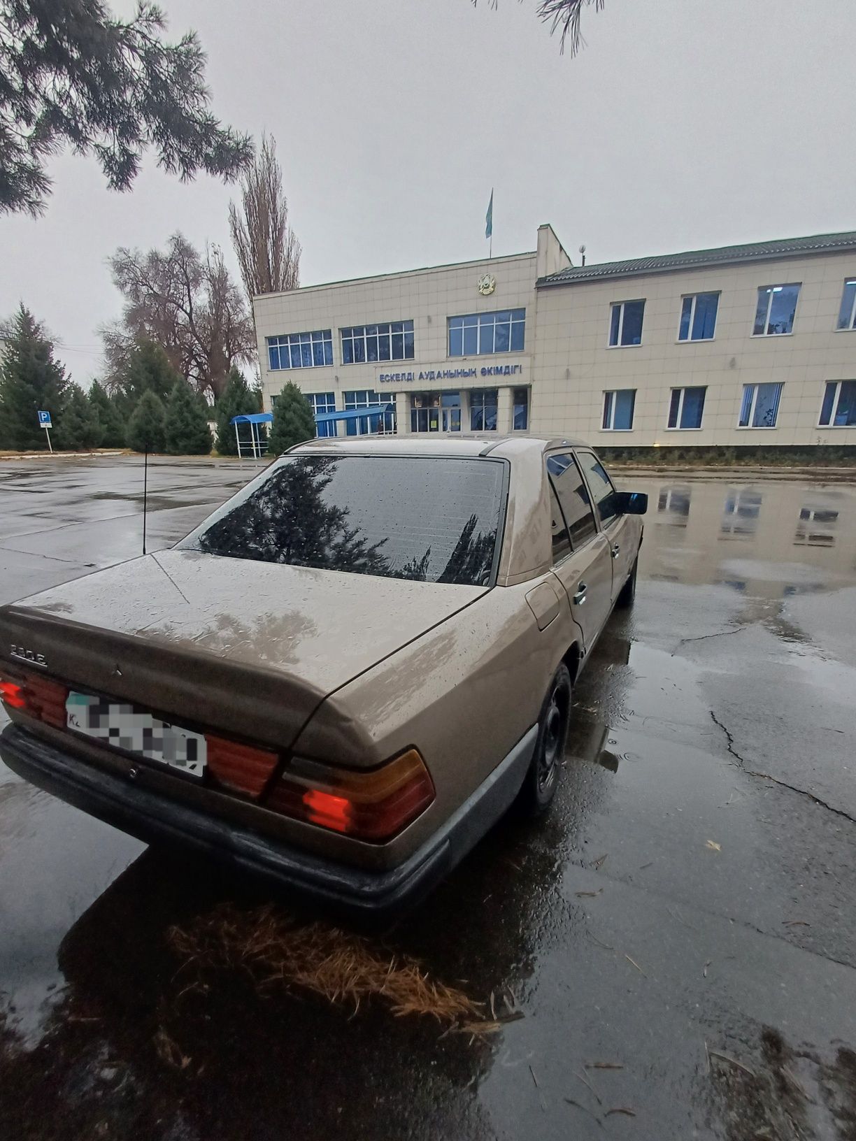 Mercedes Benz w124