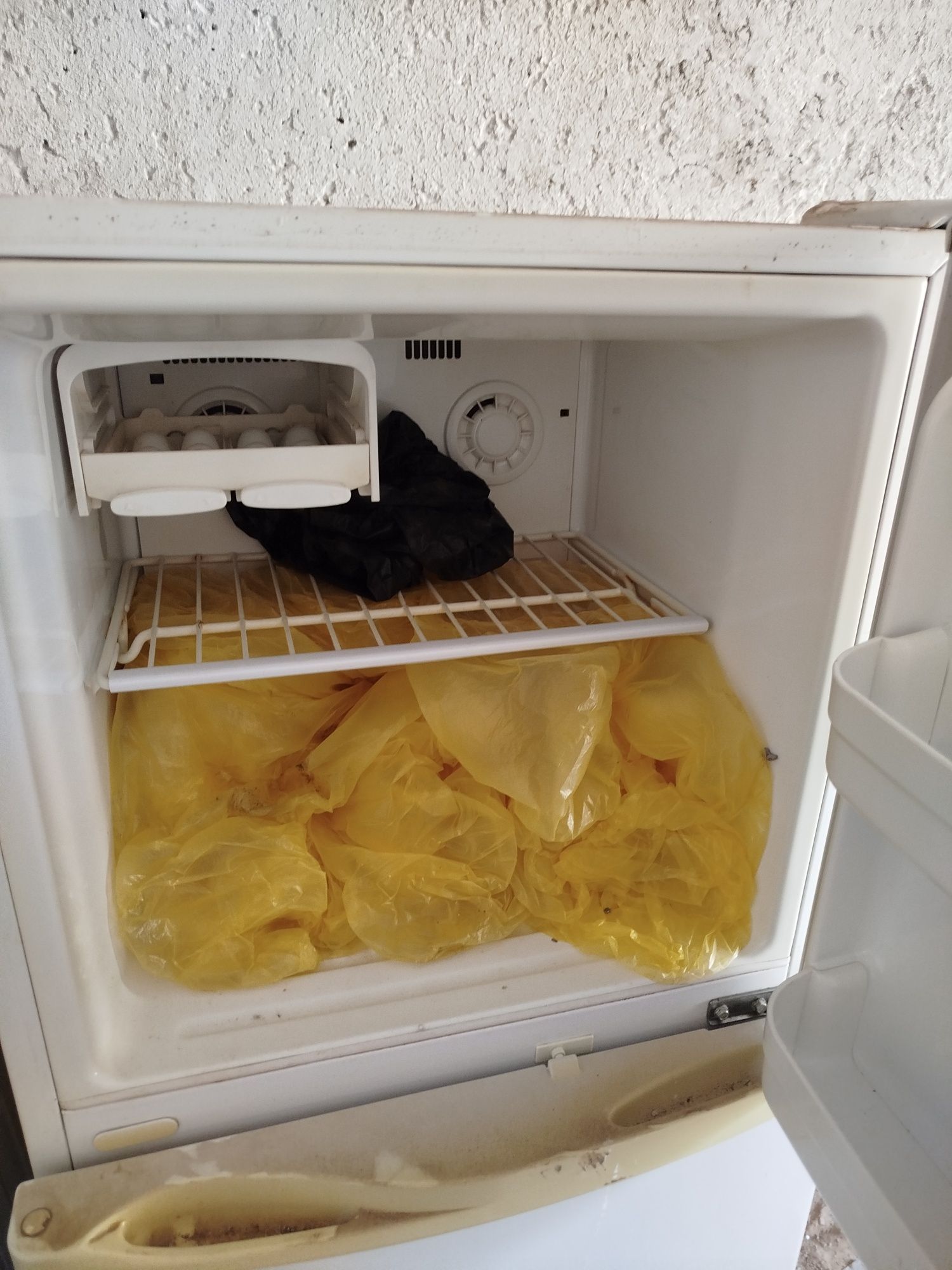 Продам холодильник, стиральную машину