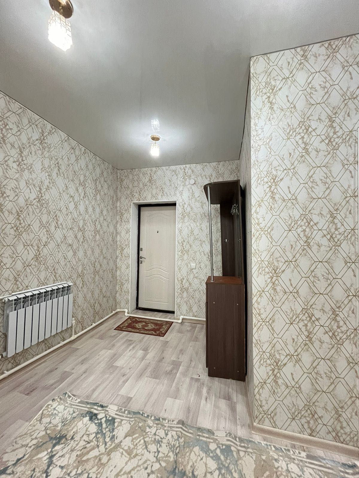 Продам 4-х комнатную квартиру