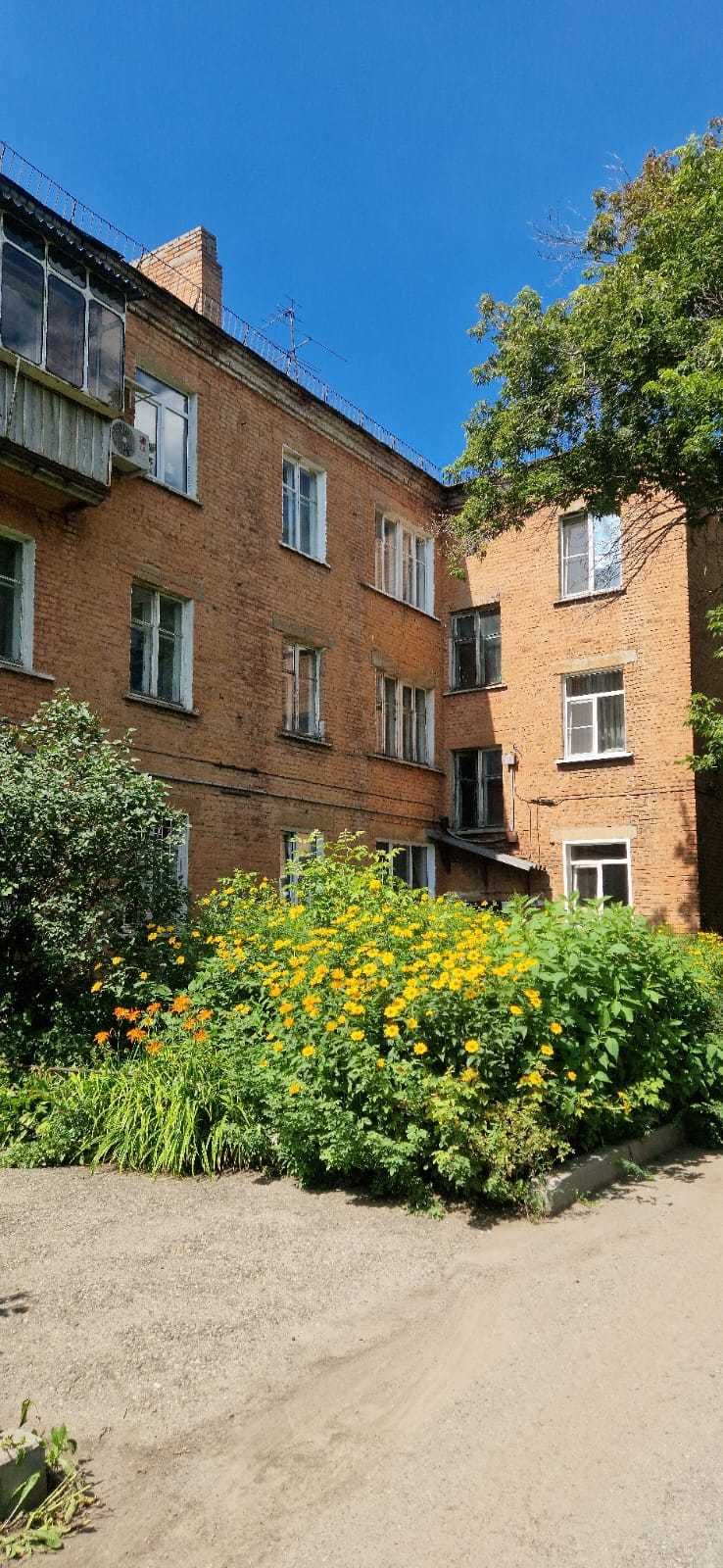 Продается 3х комнатная квартира  "Сталинка" по ул.Шакарима 157/1
