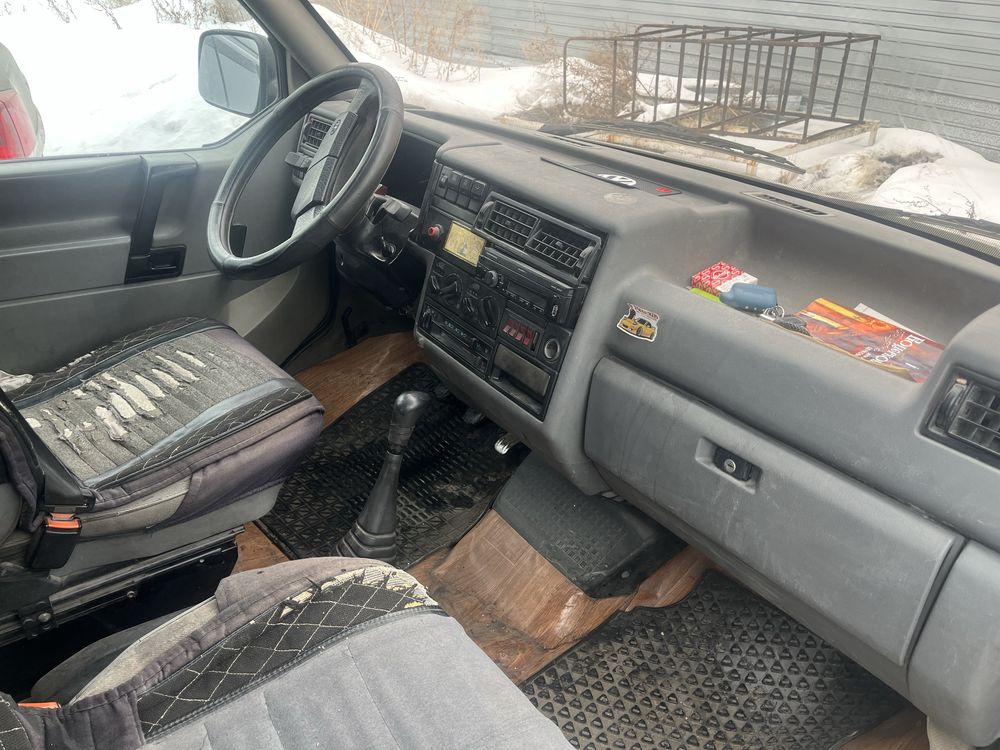 Продам бус т 4 2,5 бензин
