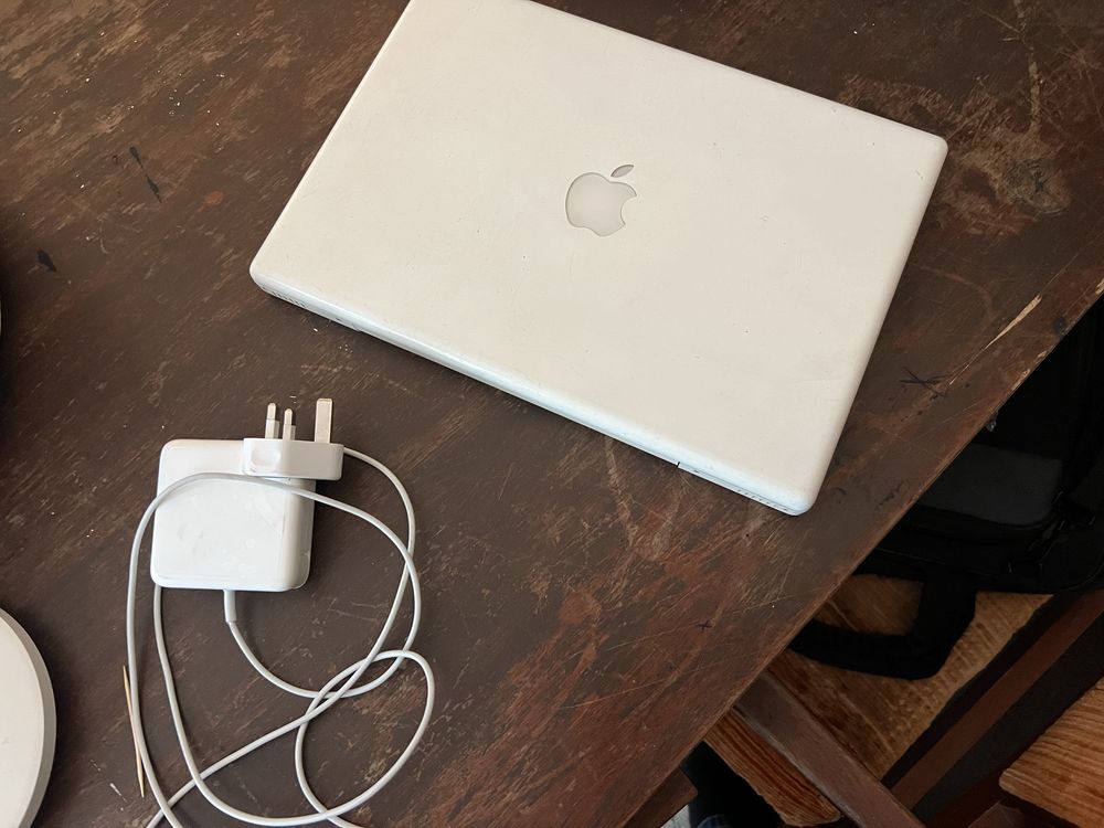 Макбук macbook ноутбук