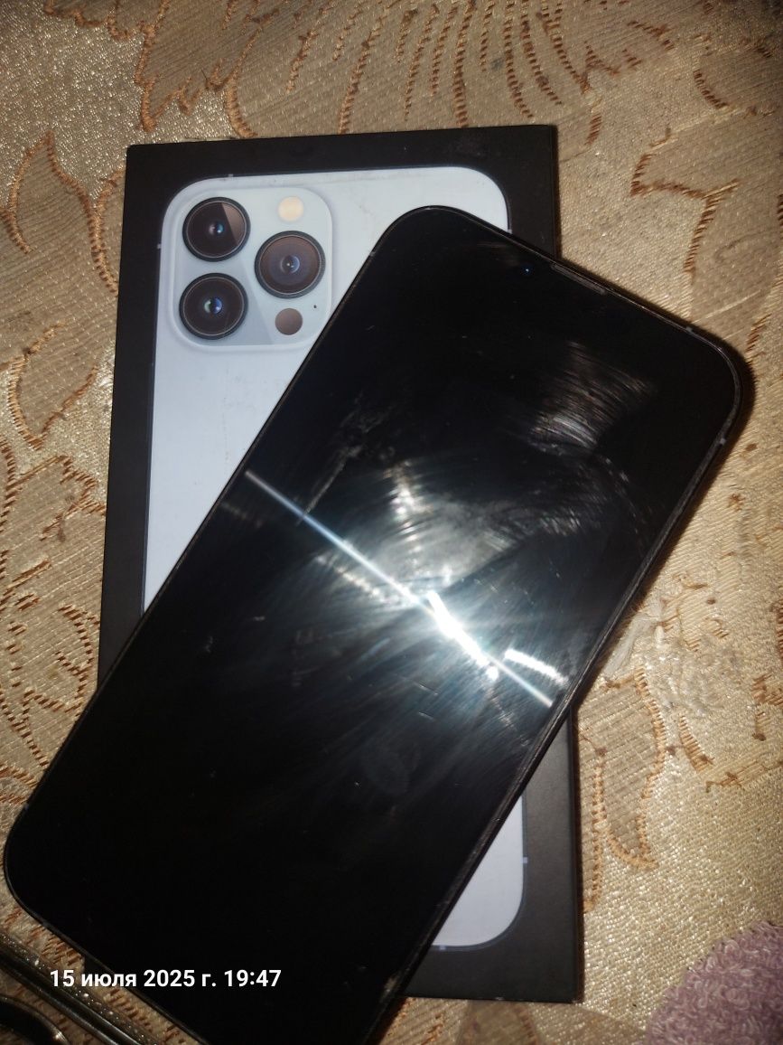 Продам срочно iPhone 13 Pro Max в хорошем состоянии 128 Гб