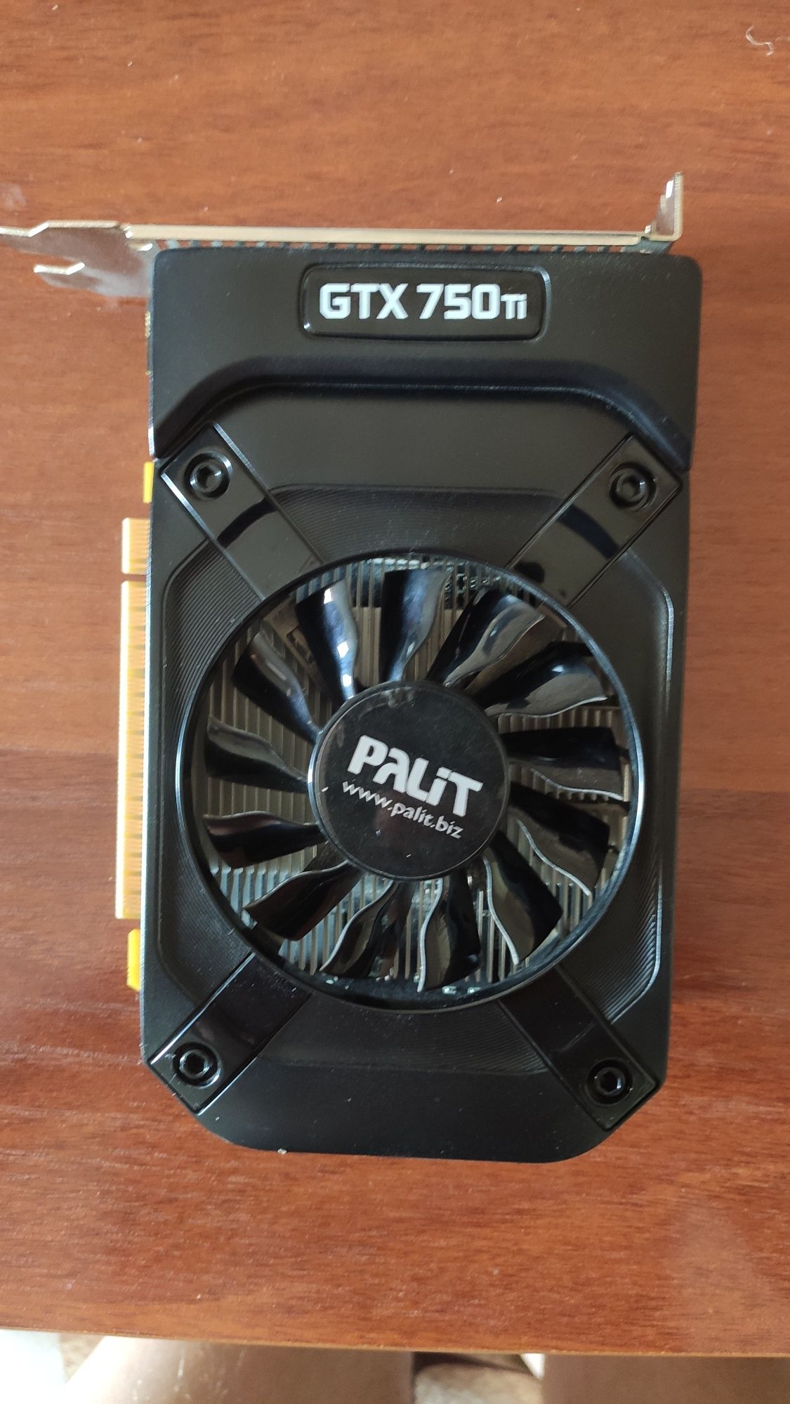 Продам видеокарту GTX 750ti 2gb в отличном состоянии