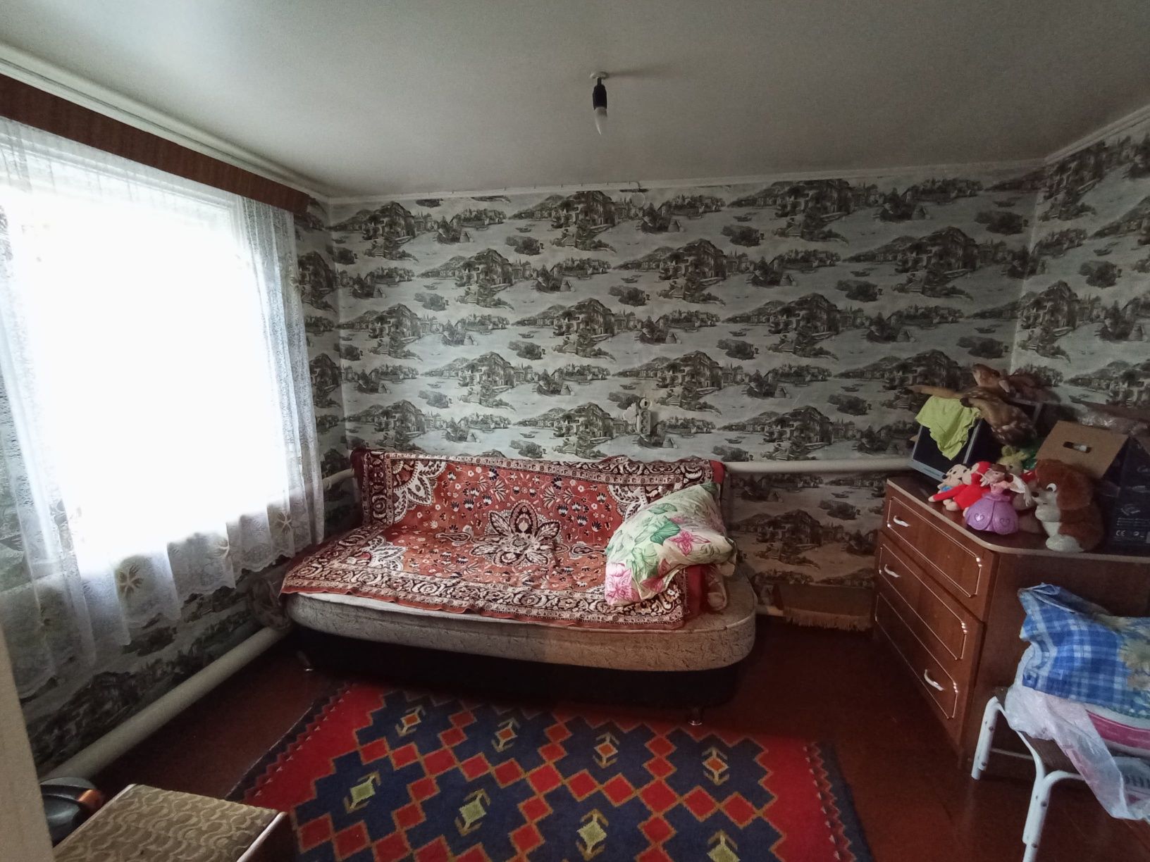 Продам тёплый шпальный дом.