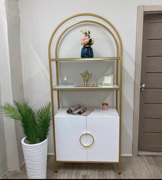 Стойки,рейлы,стеллажи,вешала для бутиков,магазинов одежды под заказ!