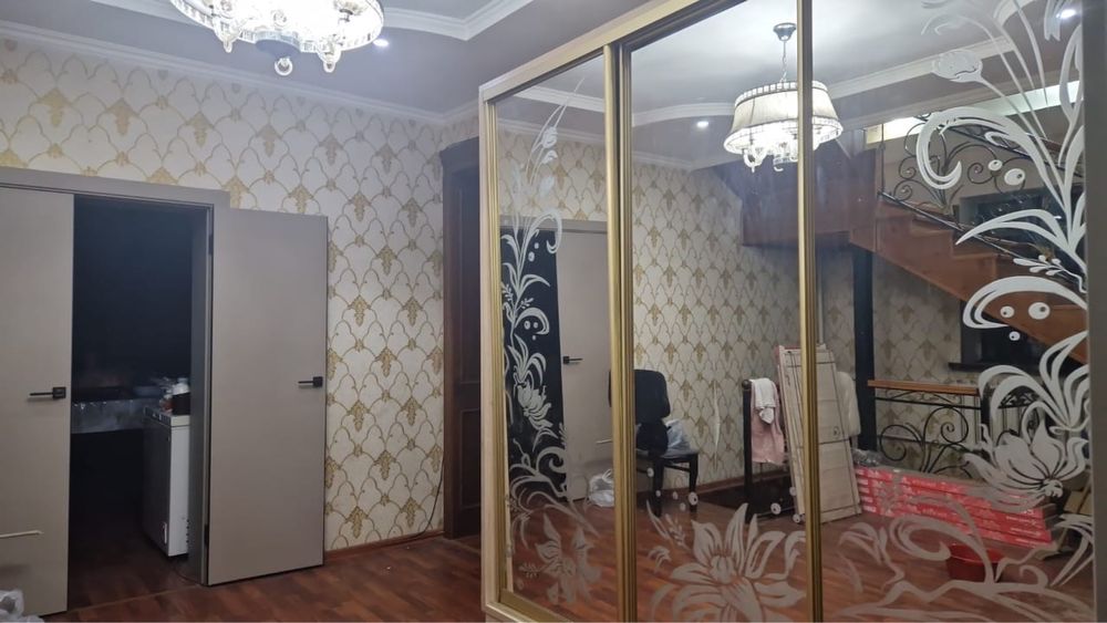 Шкаф купе срочно продам