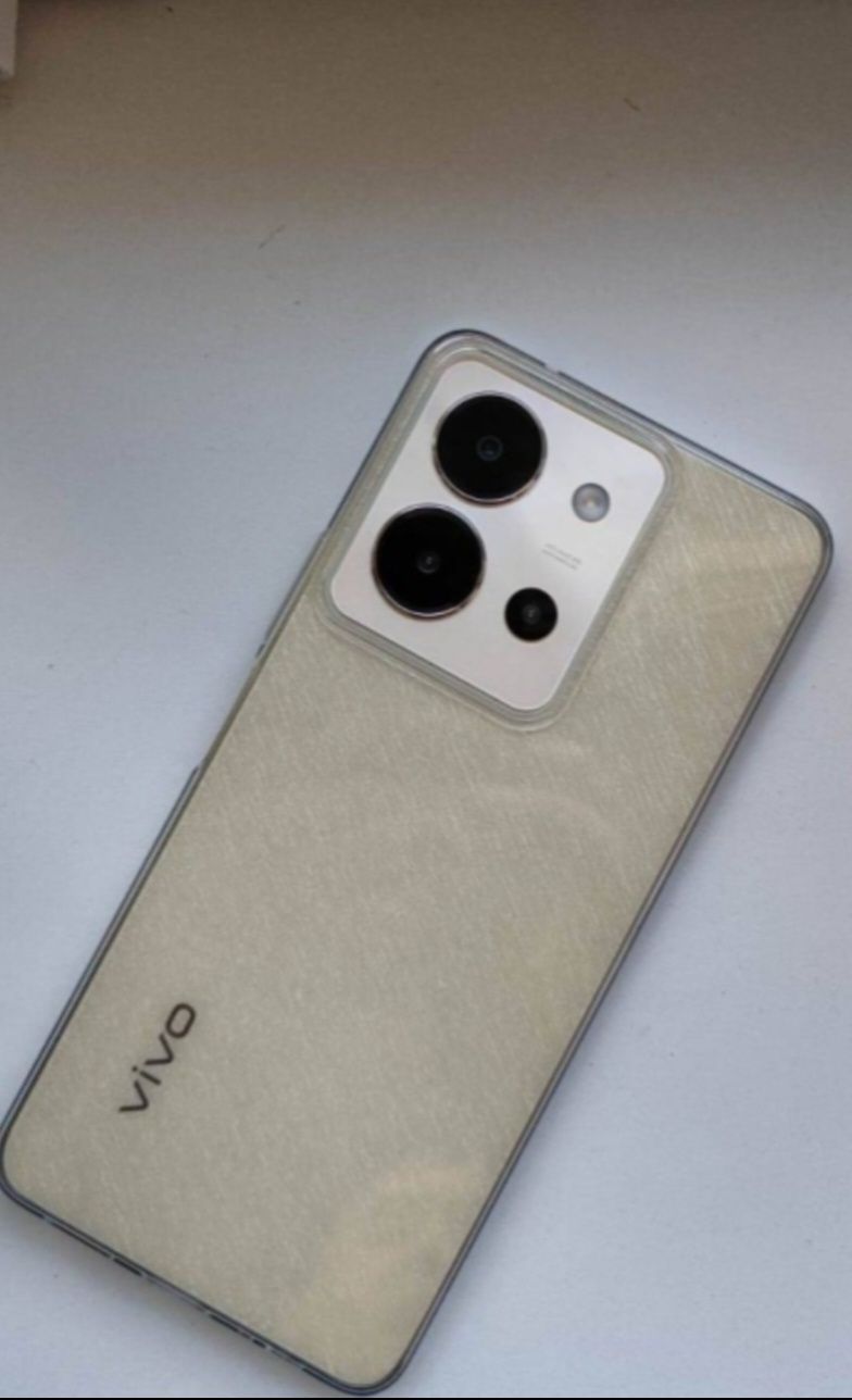 Продам смартфон Vivo y36