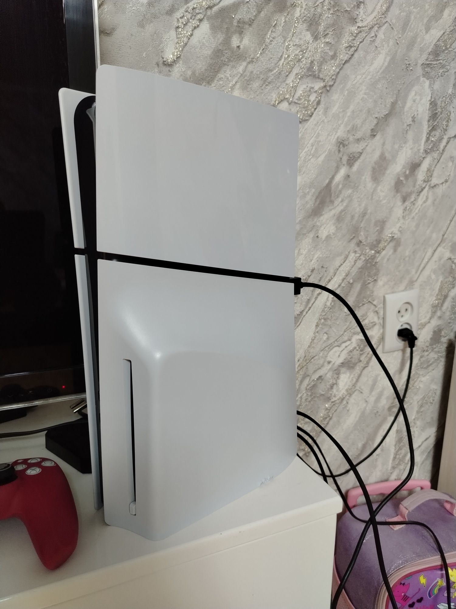 Продам Sony PlayStation 5 slim
