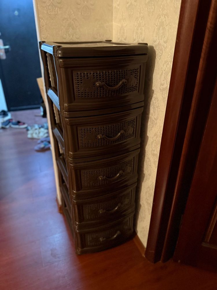 Продам комод , в очень хорошем состоянии.