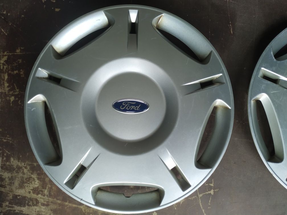 Колпак Ford R 16