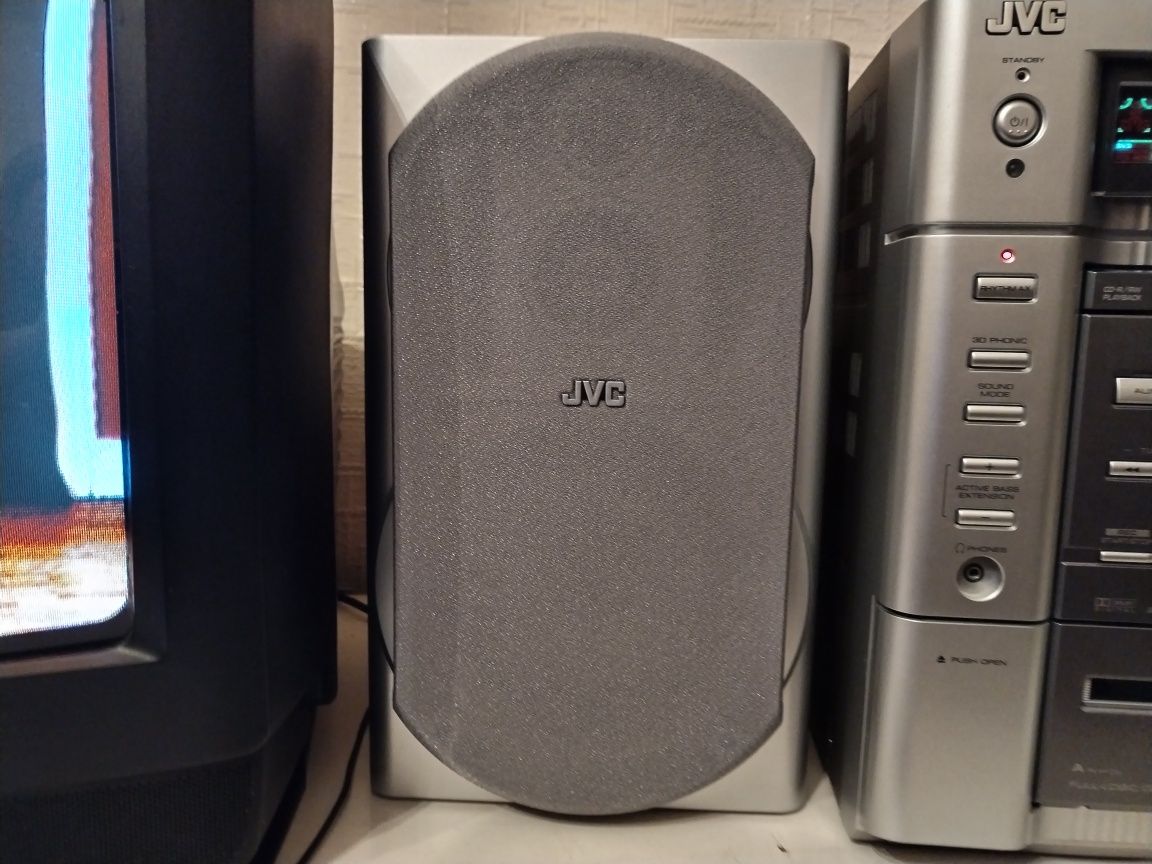 Музыкальный центр JVC