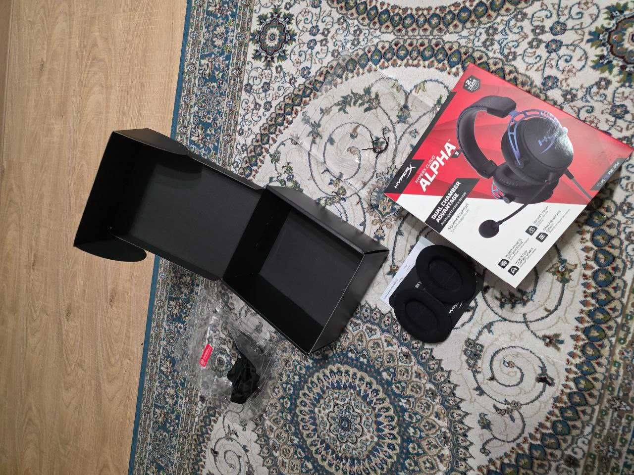 Продам HYPERX cloud alpha s