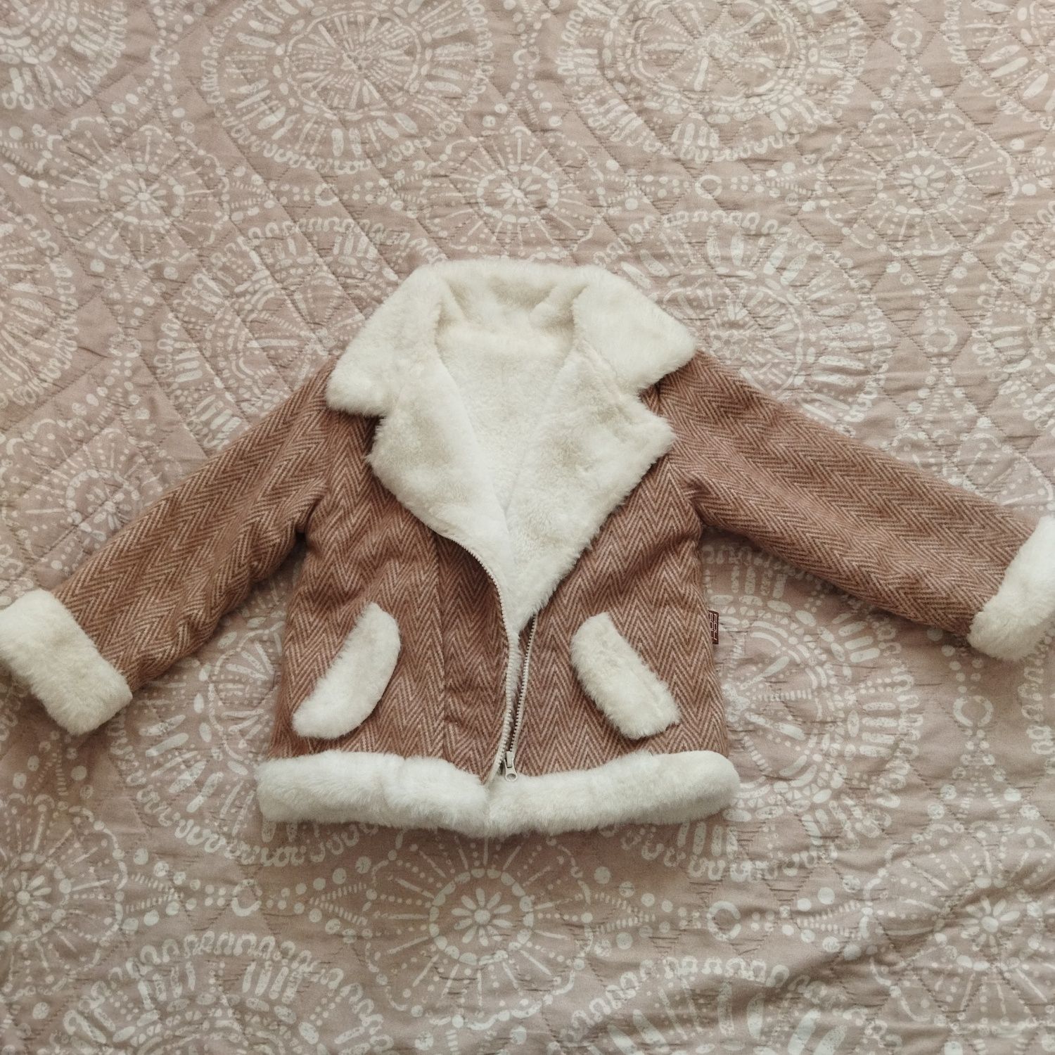 Вещи на девочку 3-5 лет
