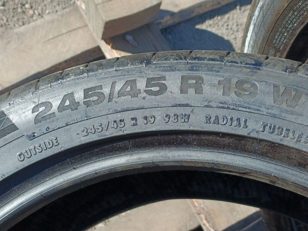 245/45/19 пара 2 шт.