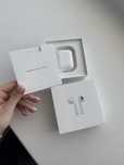 Продам airpods1 полностью рабочие