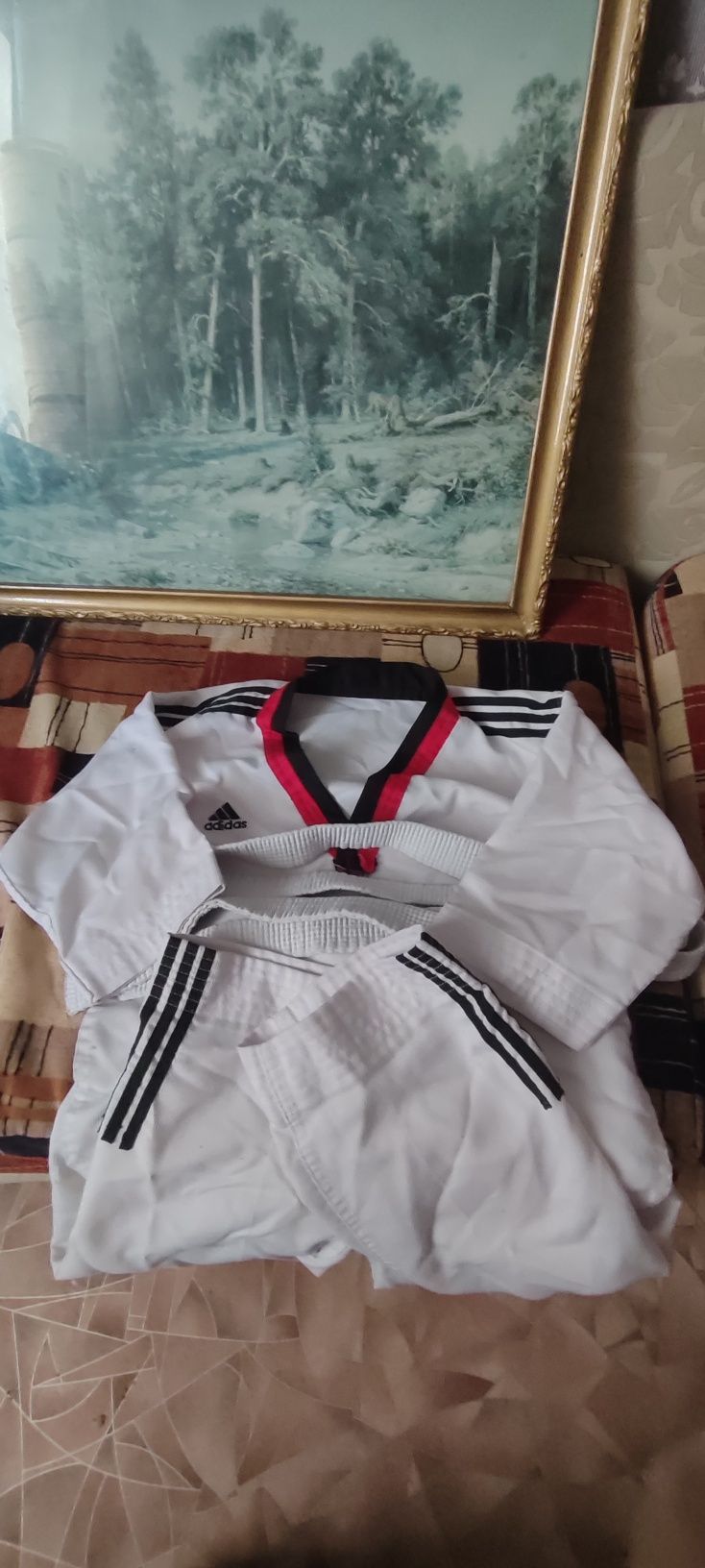 Кимоно и обмундирование для боевых искусств