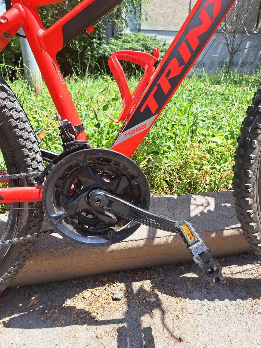 Продаю Trinx M258
