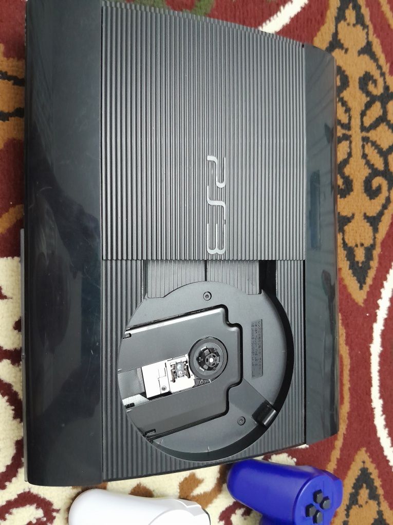 Play Station 3 slim