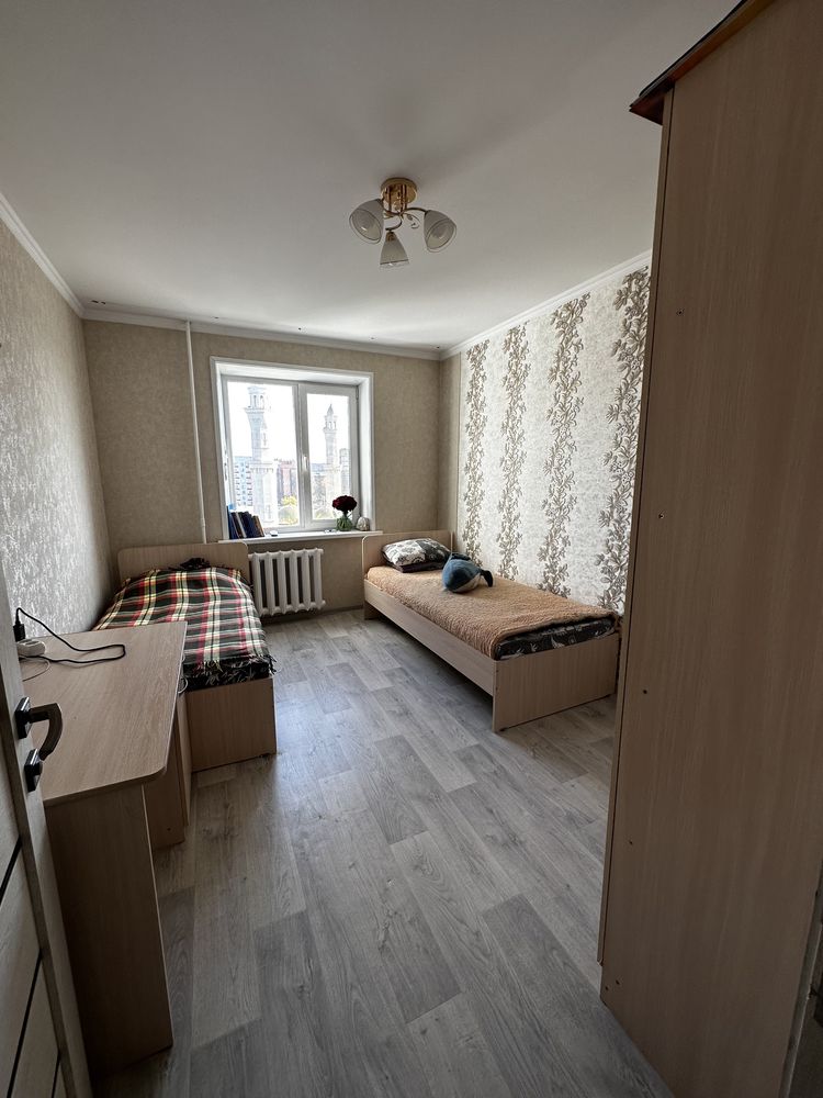 Продам 5 комнатную квартиру