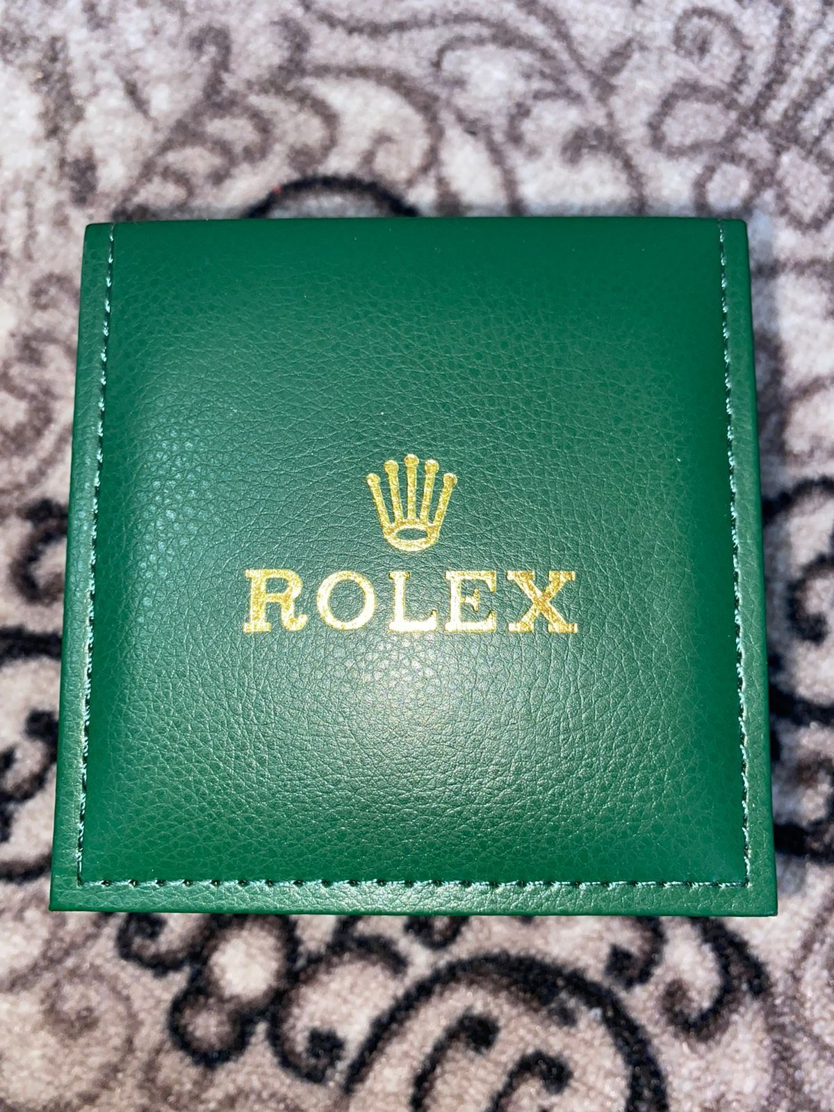 Продам часы новый  Rolex