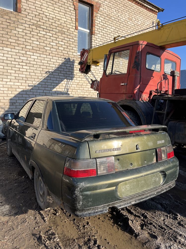 Продам ваз 2110 на разбор