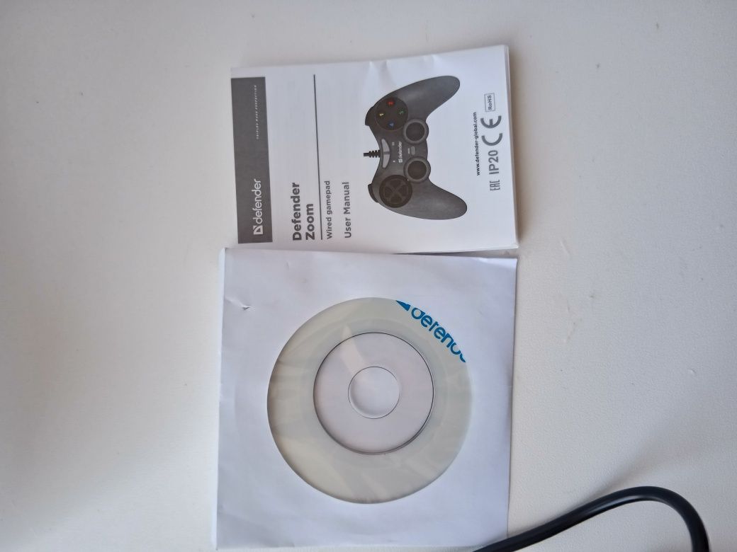 Продам отличный геймпад, для игр пк/компьютера. Торг возможен