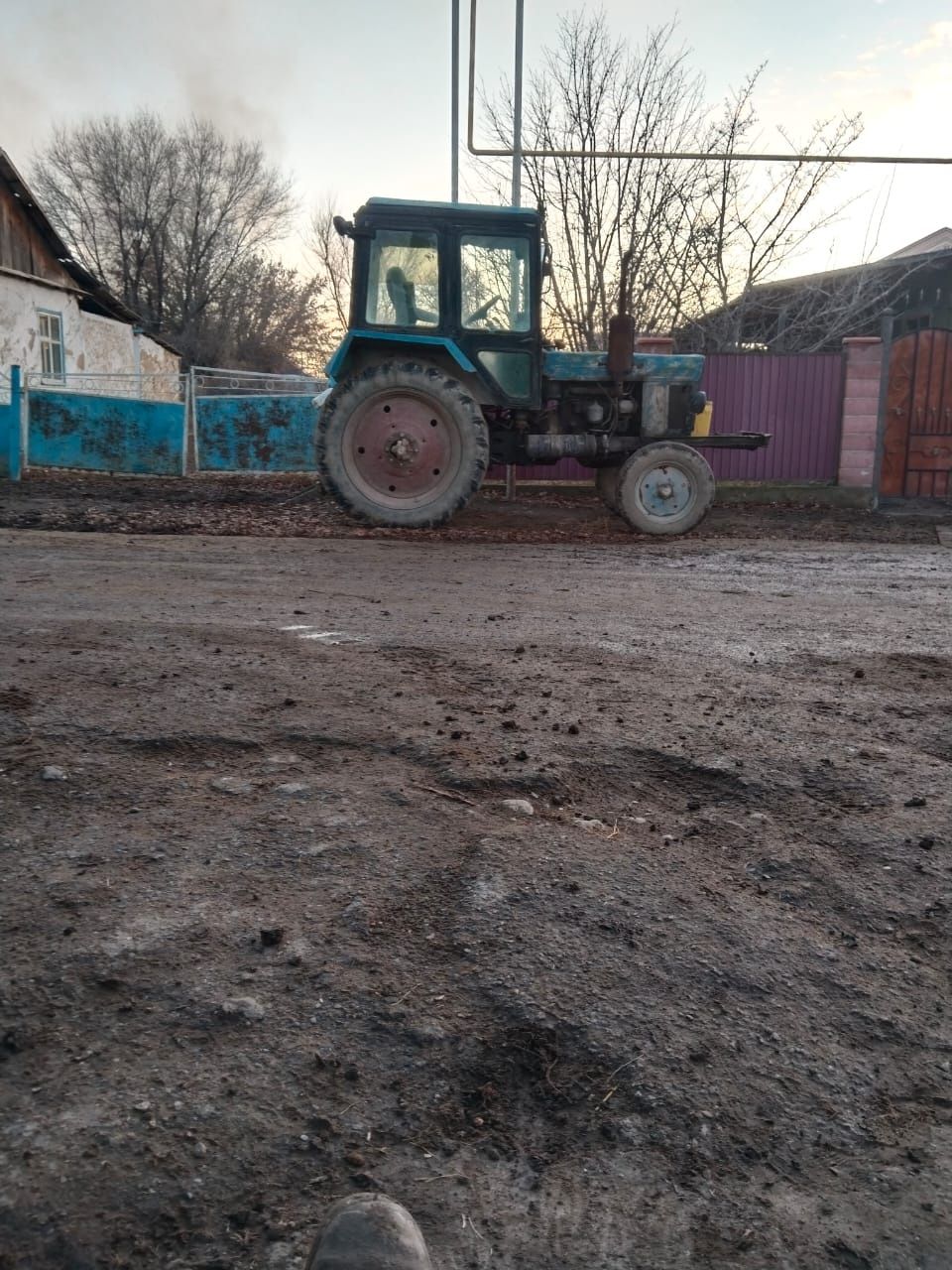 Трактор сокасымен сатылады