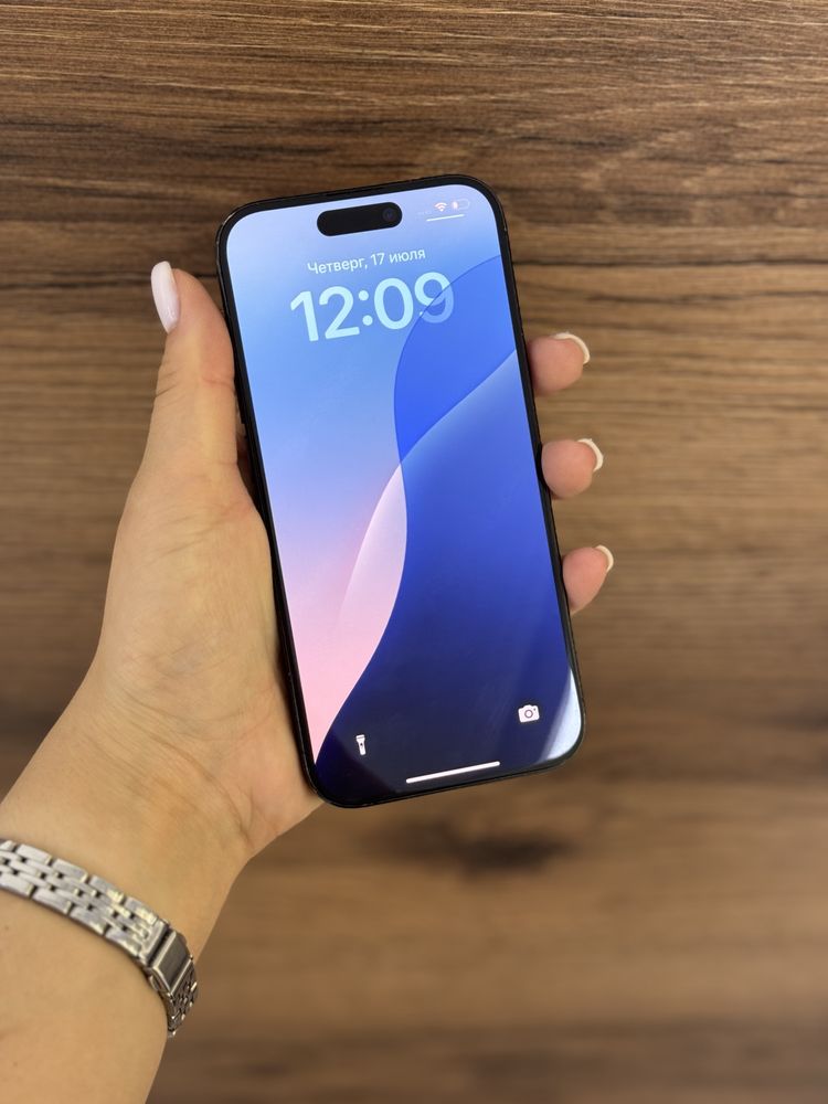 IPHONE 15 Pro      256 гб 90% аккуб