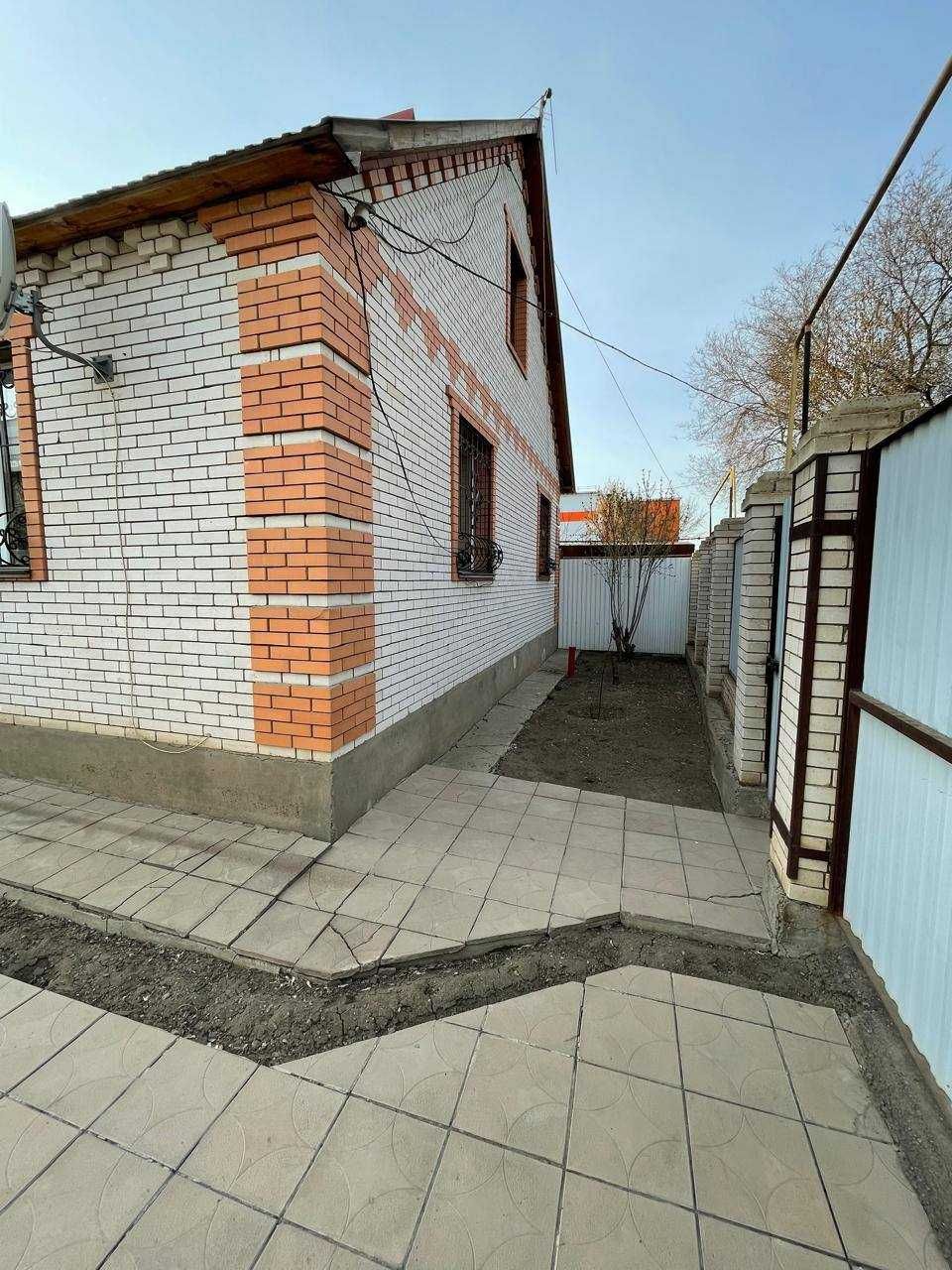 Продается уютный 4-комнатный дом в районе Московского рынка
