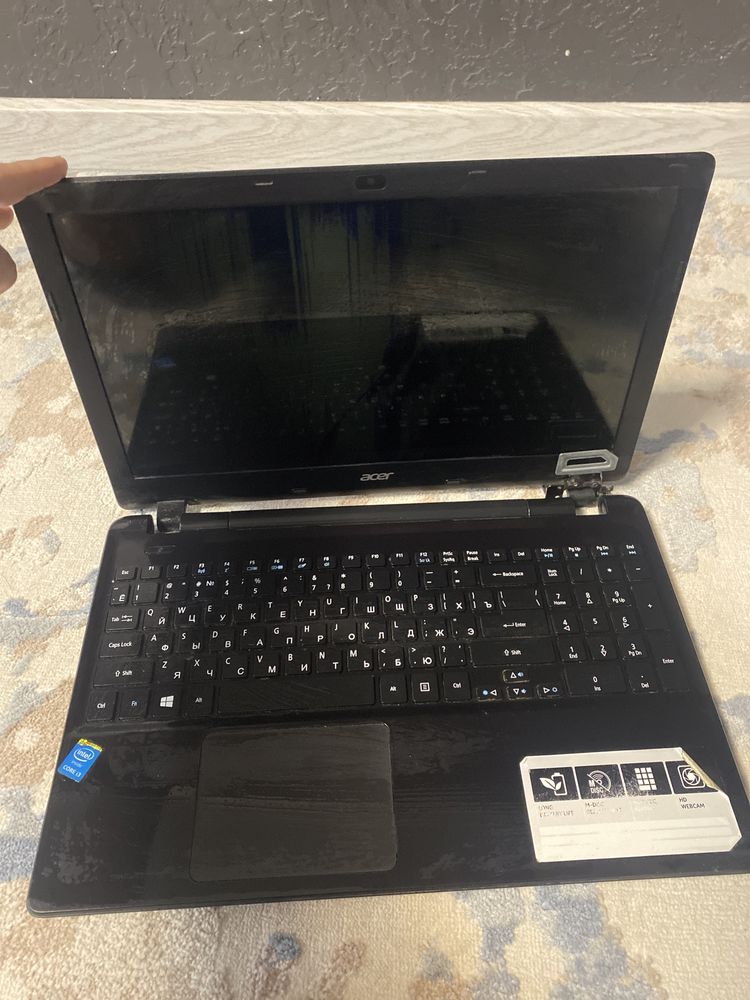 Сломанный ноутбук acer - 25000