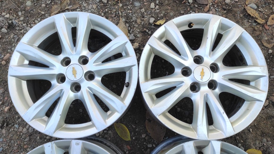 Комплект оригинальных дисков R16. Chevrolet Cruze