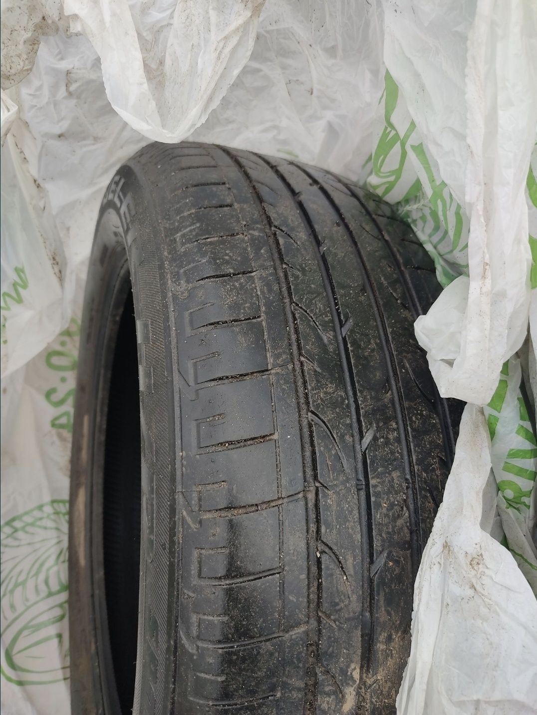 Bridgestone Dueler 225,55,18