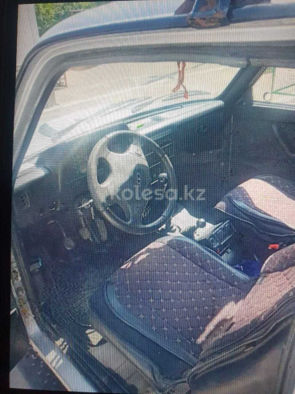 Продам ВАЗ Лада 2121 нива, 2013 год