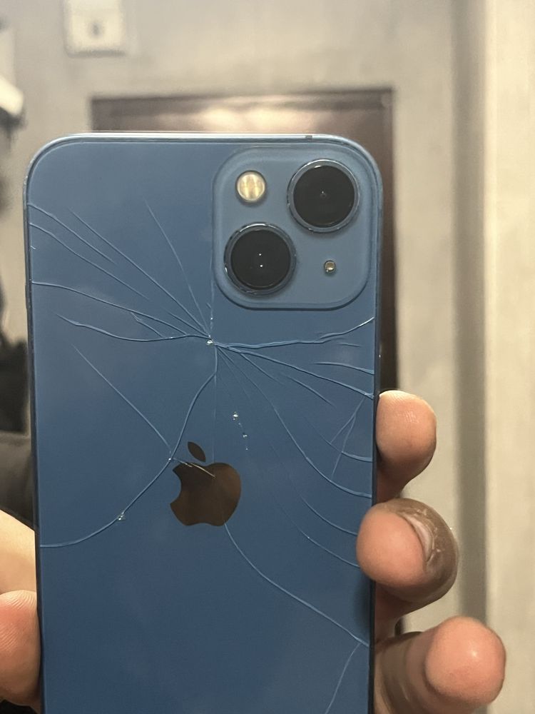Айфон 13 IPhone 13