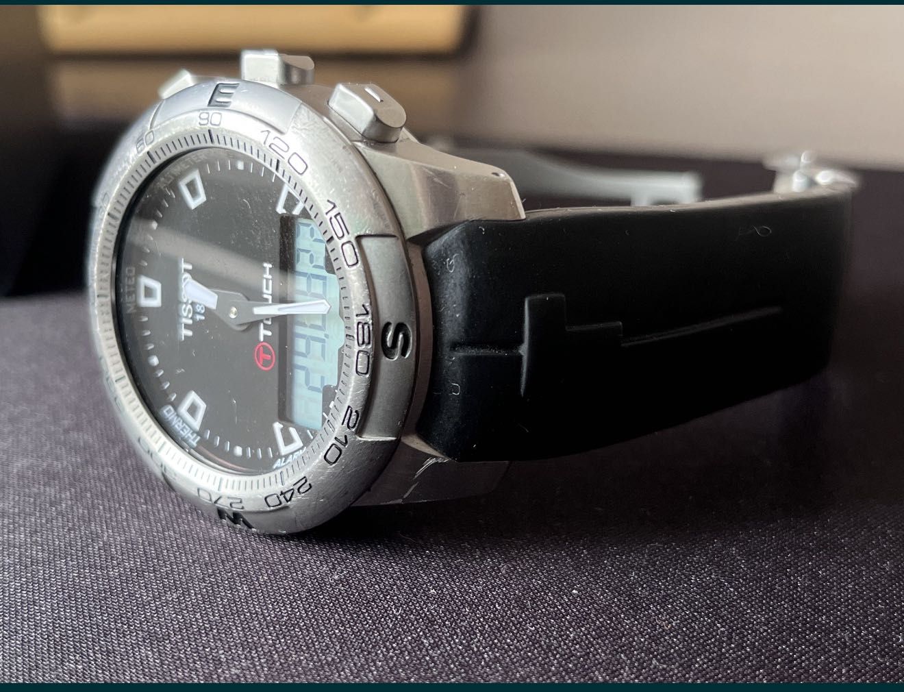 Продам часы Tissot Touch 2, сталь, силикон, коробка.