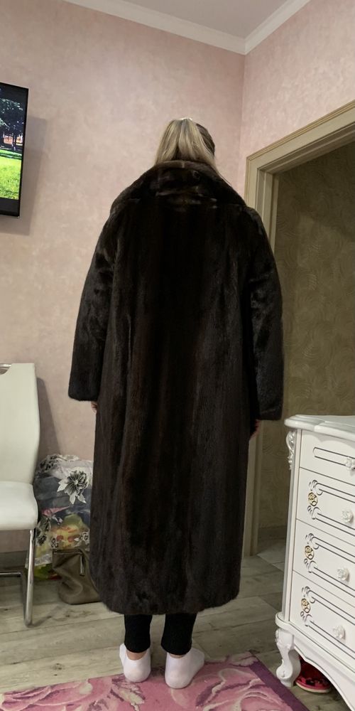 Шуба норковая цельная