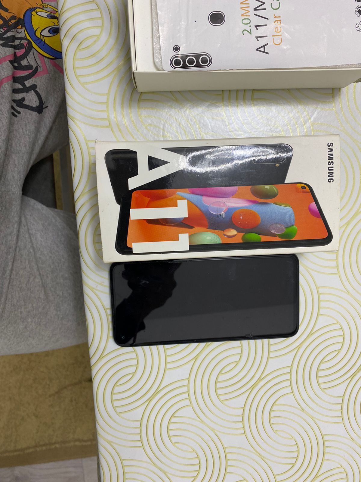 Телефон Samsung A11