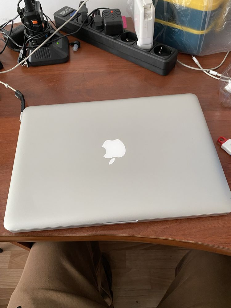 MacBook pro 2012
