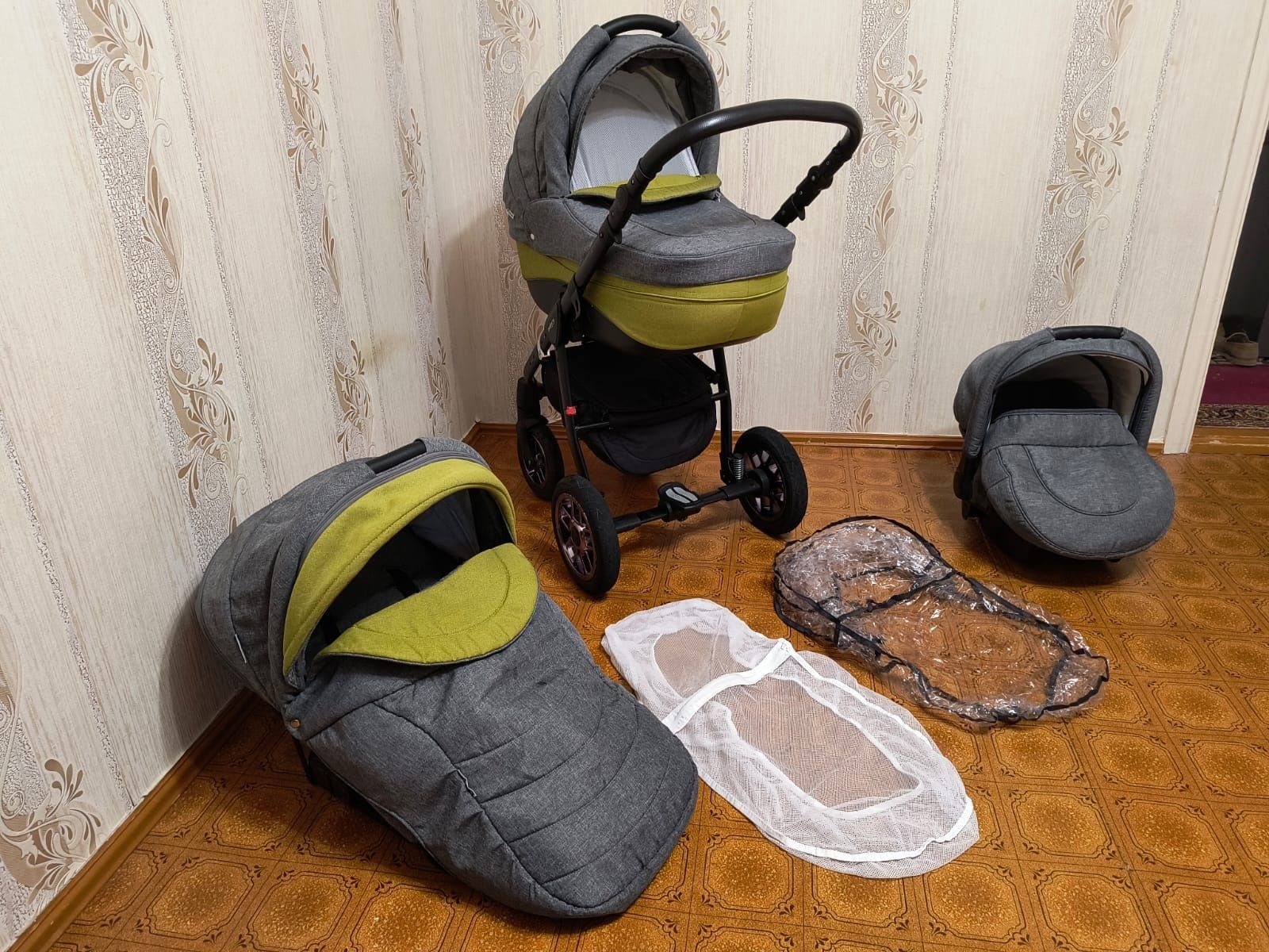 Детская коляска Adamex