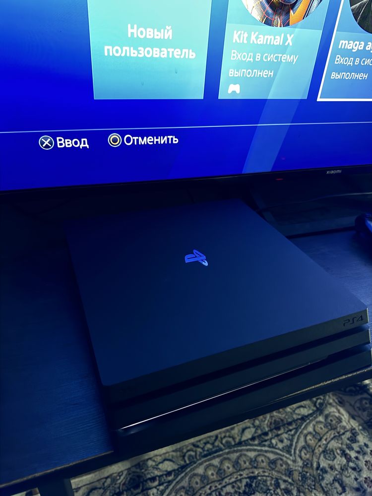 PS4 pro в идеальном состоянии