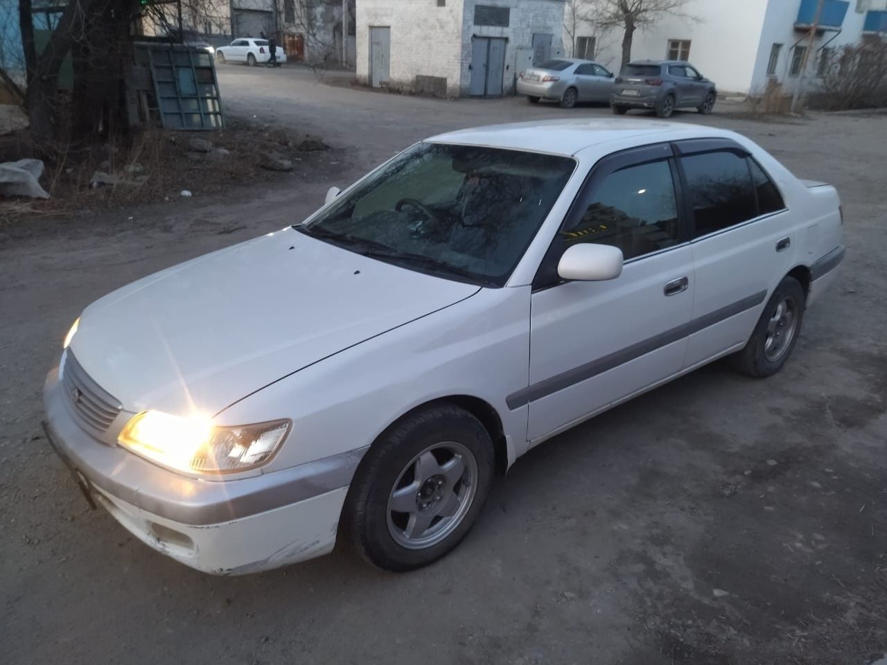 Продам,, Toeta korona премио 2001  года