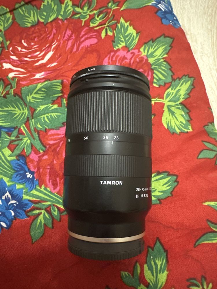 Объектив Tamron 28-75mm F/2.8 Di III RXD (Sony E-Mount)
