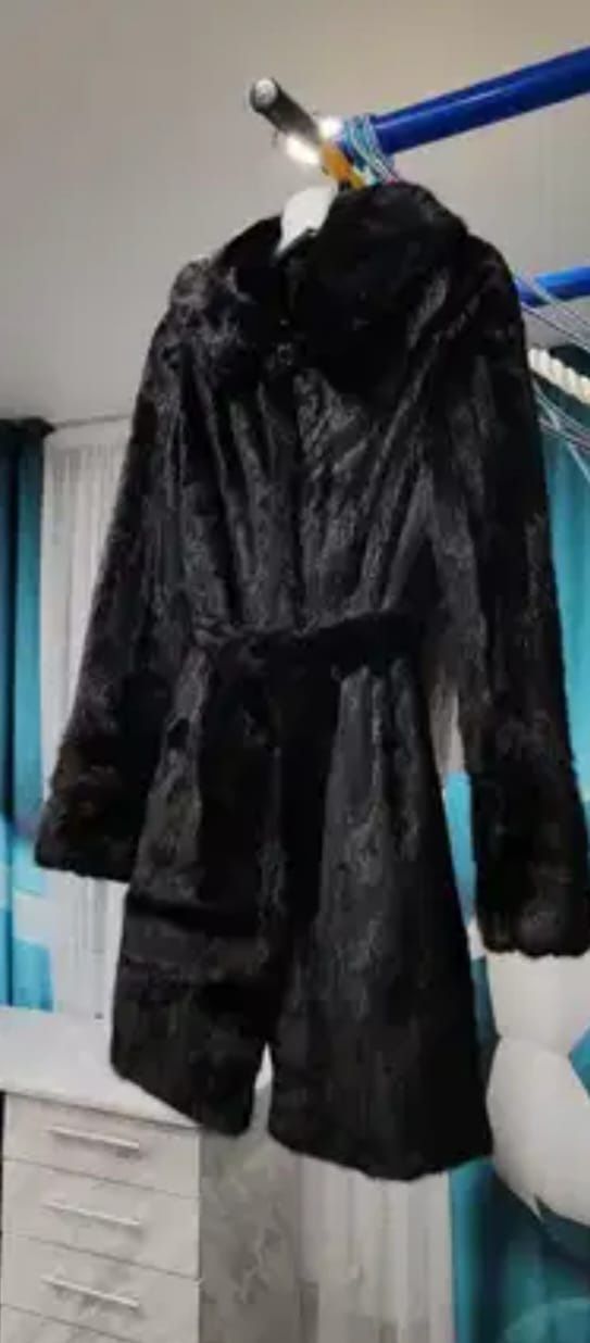 Продам шубу норка