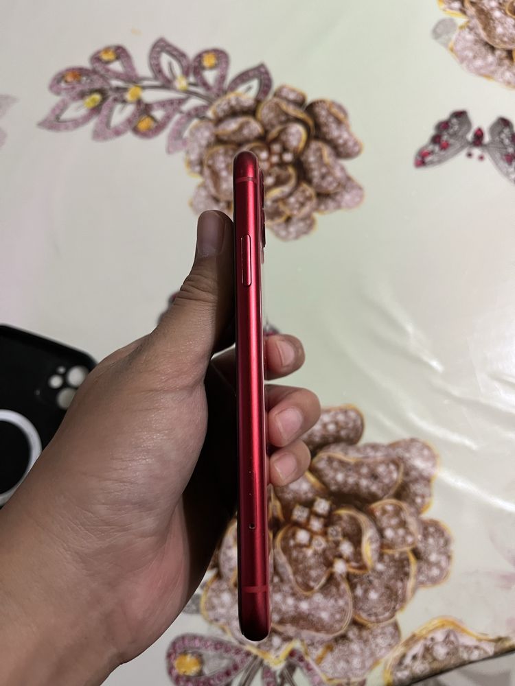 iPhone 11 без док