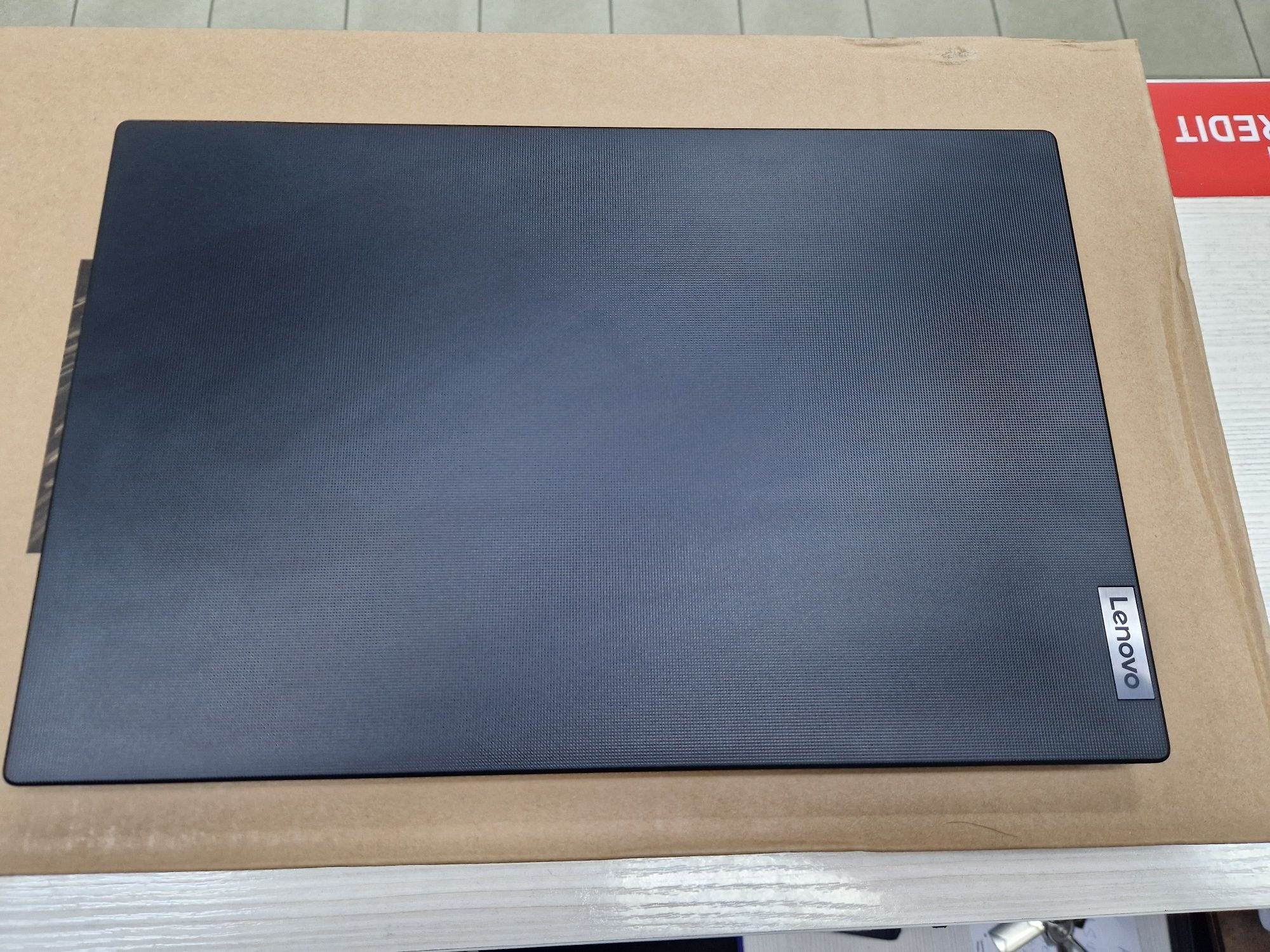 Новые Lenovo (4 Gb DDR4, 256 Gb SSD)