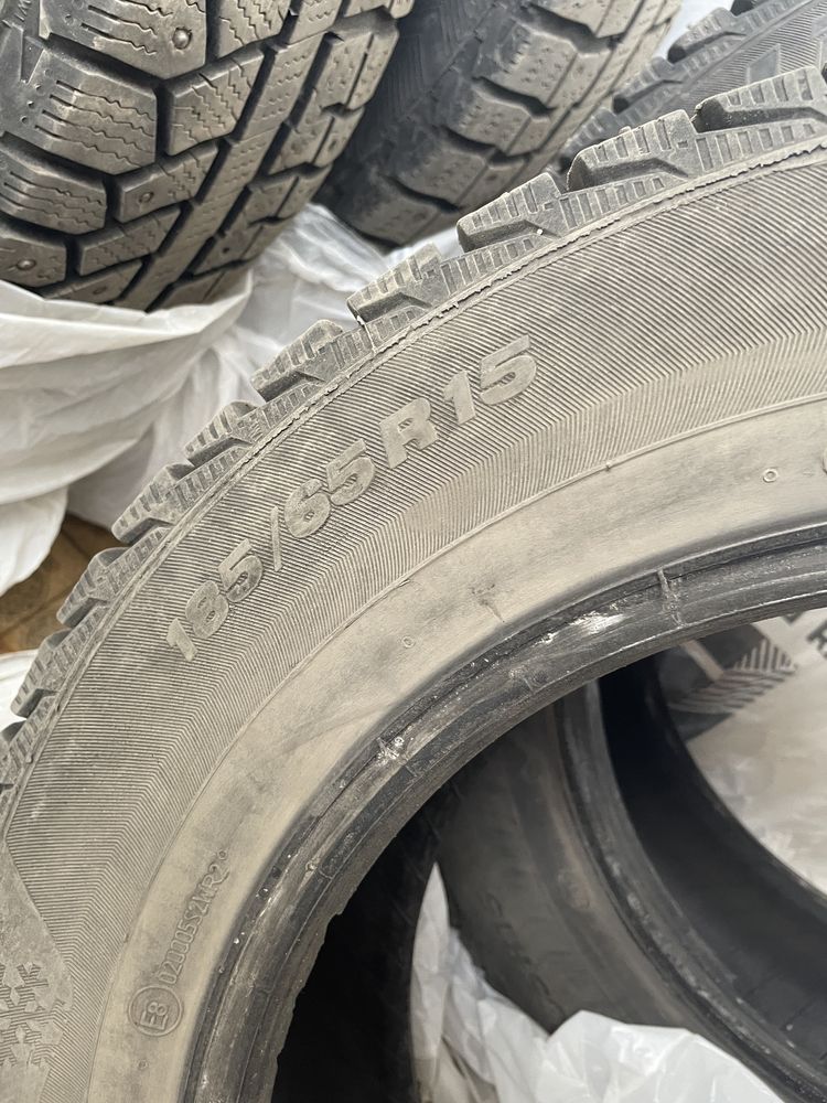 Зимня резина 185/65 R15